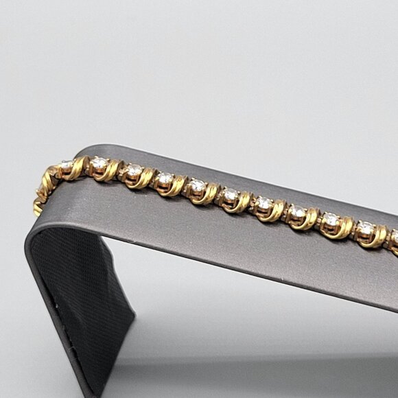 Gold Shell Tennis Bracelet Prong Set Rhinestone Crystals Safety Clasp 6 3/4 in - Picture 3 of 7